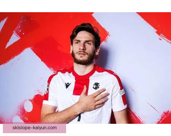 霍伊别尔持续稳健表现，成为球队中场核心的重要支柱