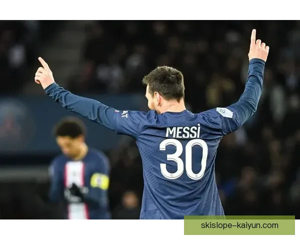 梅西在巴黎圣日耳曼的表现稳健，未来转会传闻备受关注